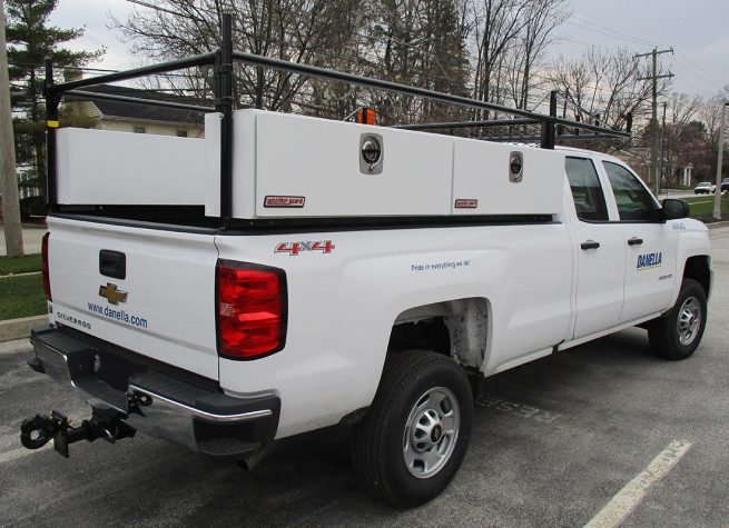 3-4-Ton-Pickup-Truck-Rear-Double-Cab-Tow-Package-Ladder-Rack-Side-Toolboxes